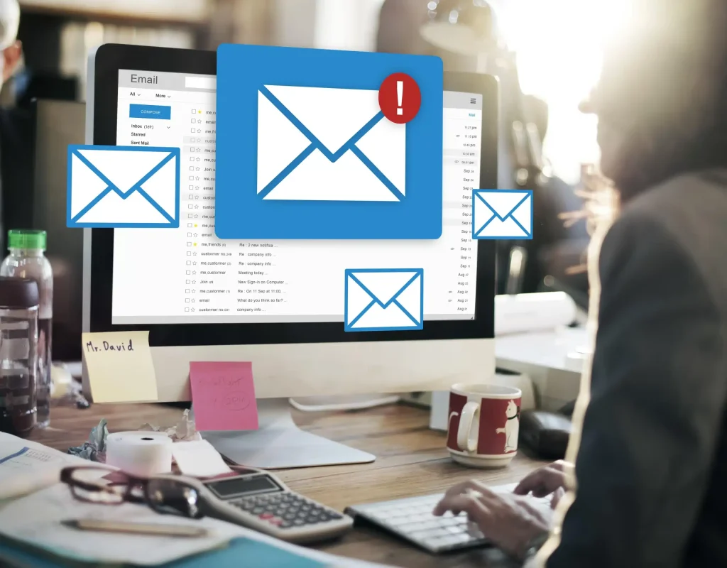 mensaje-chat-linea-concepto-texto-social-min-scaled.webp